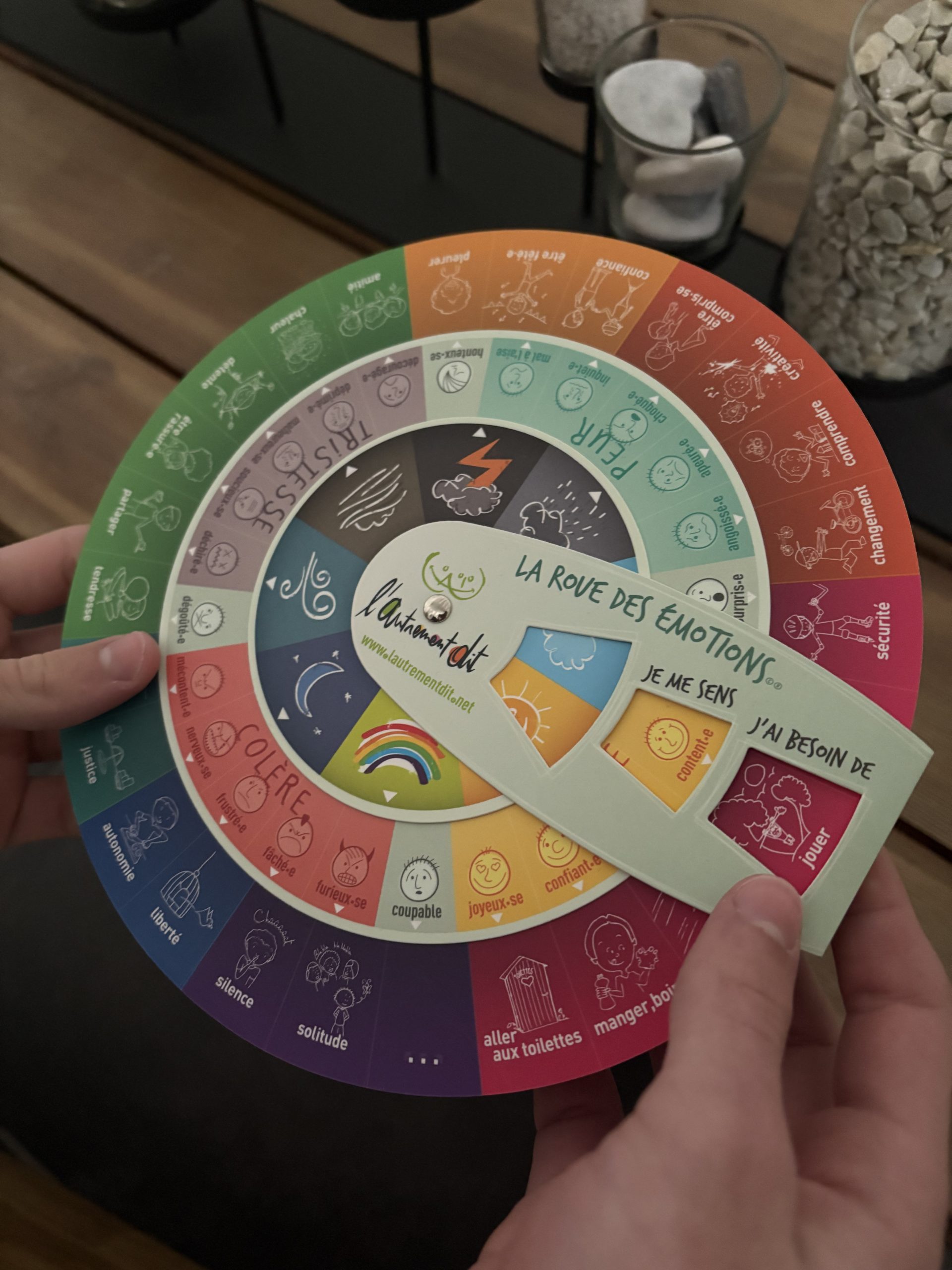 Jeux et supports de médiation adolescents